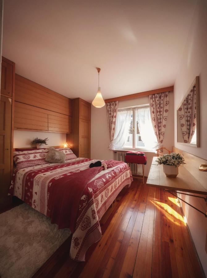 Cortina-House Apartment Cortina d'Ampezzo Ngoại thất bức ảnh