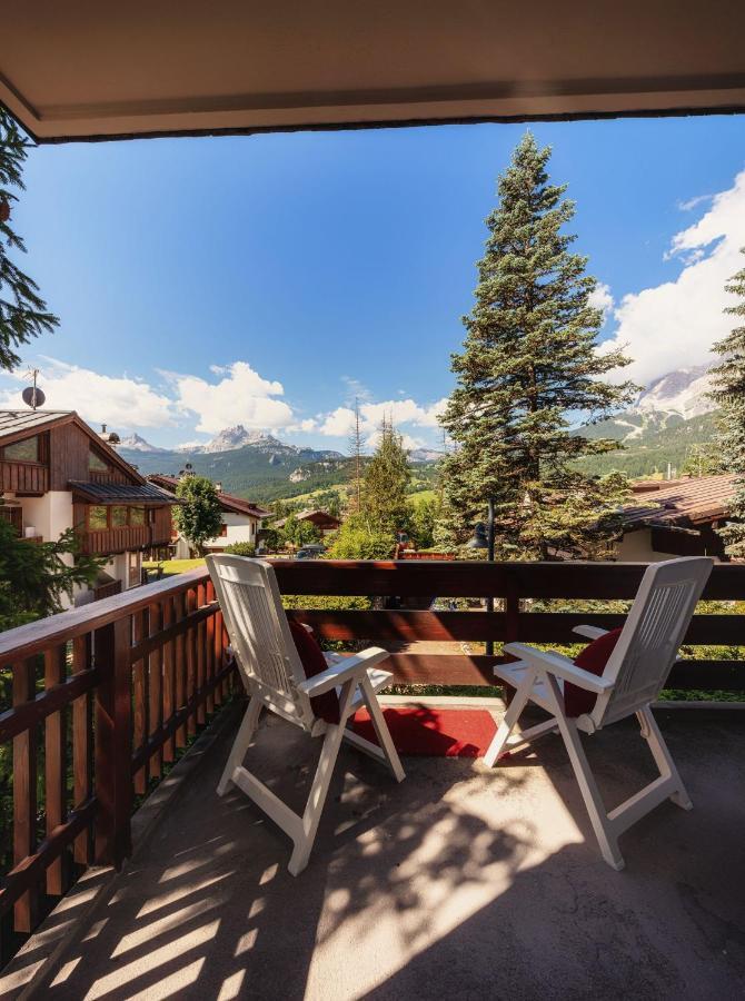 Cortina-House Apartment Cortina d'Ampezzo Ngoại thất bức ảnh